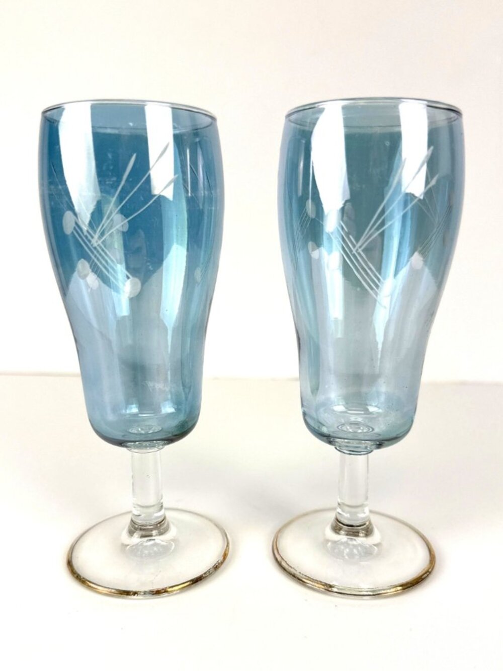 Rare MCM Italian Cut-To-Clear Crystal Blue VTG Wine Glasses Gold Trim Set of 2
